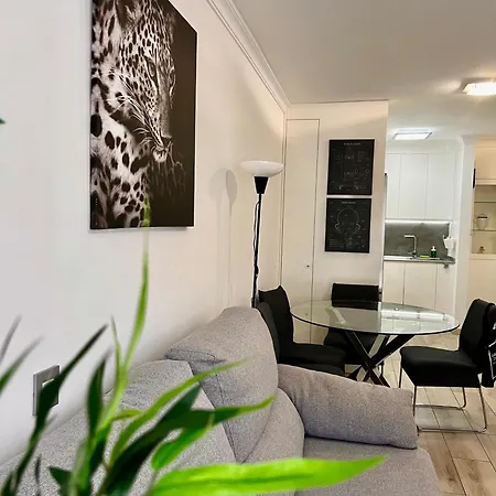Cozy Apartment *